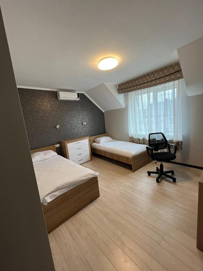 Villa Maxim à Vinnytsia Extérieur photo